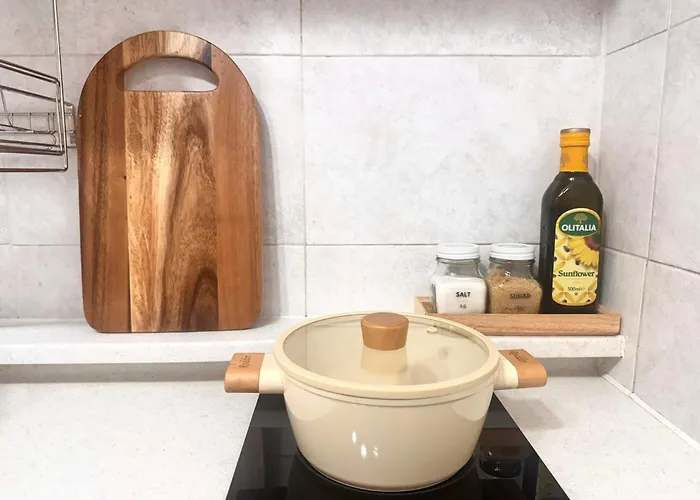 Stayorae - Cozy 2br, 5min Subway, Near Seongsu *